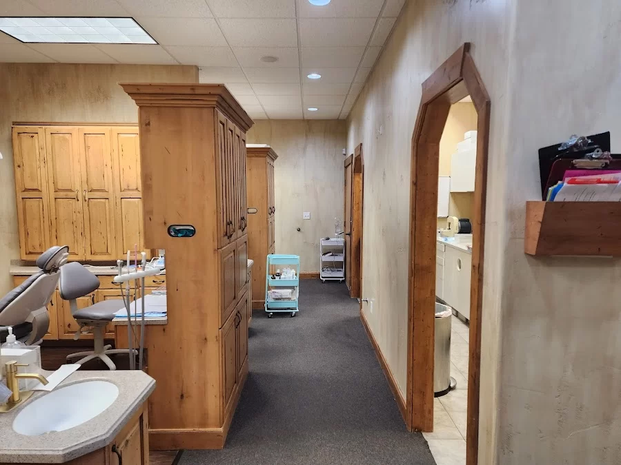 Platinum Dental of South Jordan - Cornerstone Picture 9