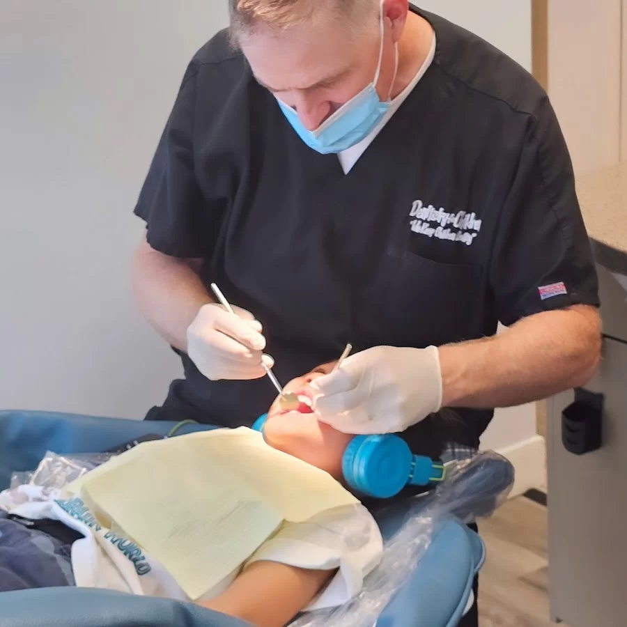 Dentistry For Children Sandy: Rooklidge Erik DDS Picture 3