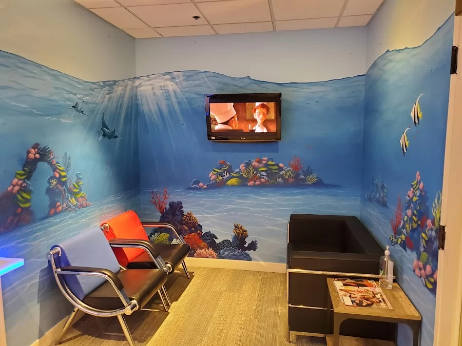 Dentistry For Children Sandy: Rooklidge Erik DDS Picture 2