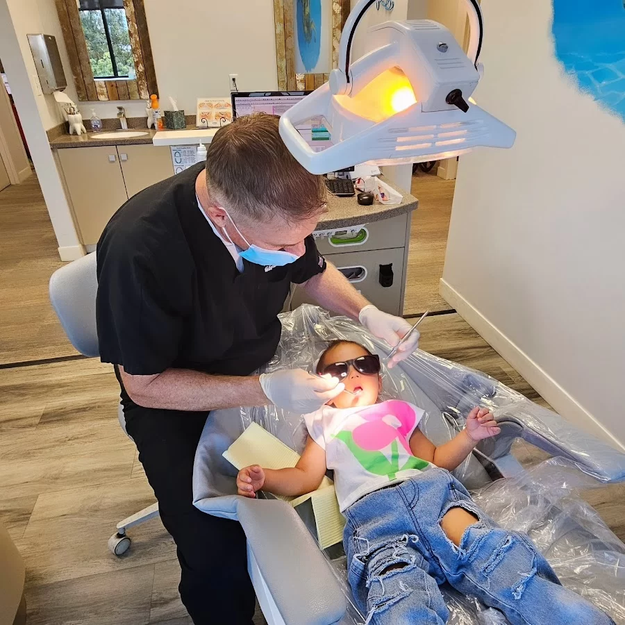 Dentistry For Children Sandy: Rooklidge Erik DDS Picture 6