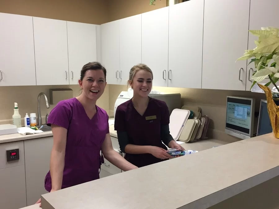Alder & Mitchell Family Dentistry Picture 2