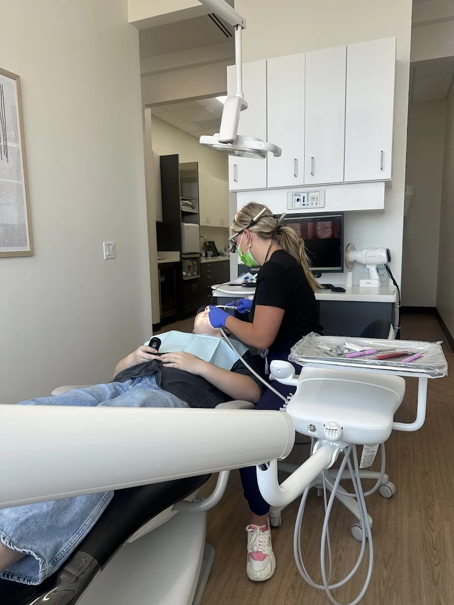 Lindsay Crossing Dental and Aesthetics Picture 7