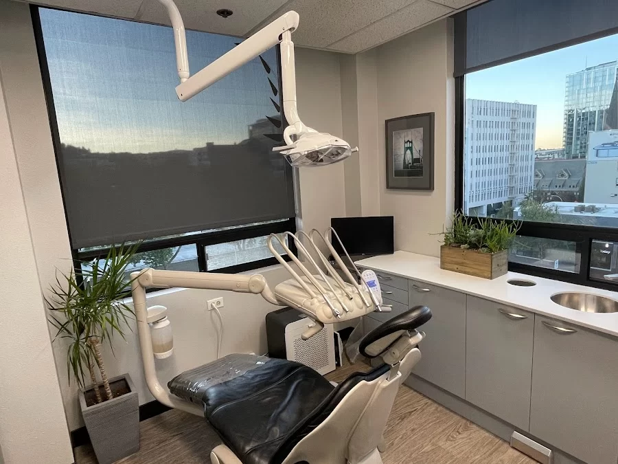 DeAinza David E DDS/ City View Dental Picture 6