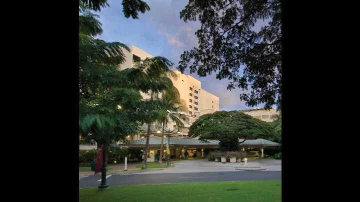 The Queen's Medical Center Picture 5