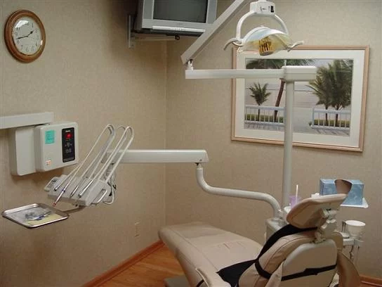 Dr. Younkins & Associates Picture 2