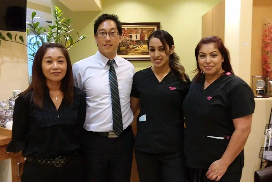 Dr. Samuel Au, DDS Picture 4