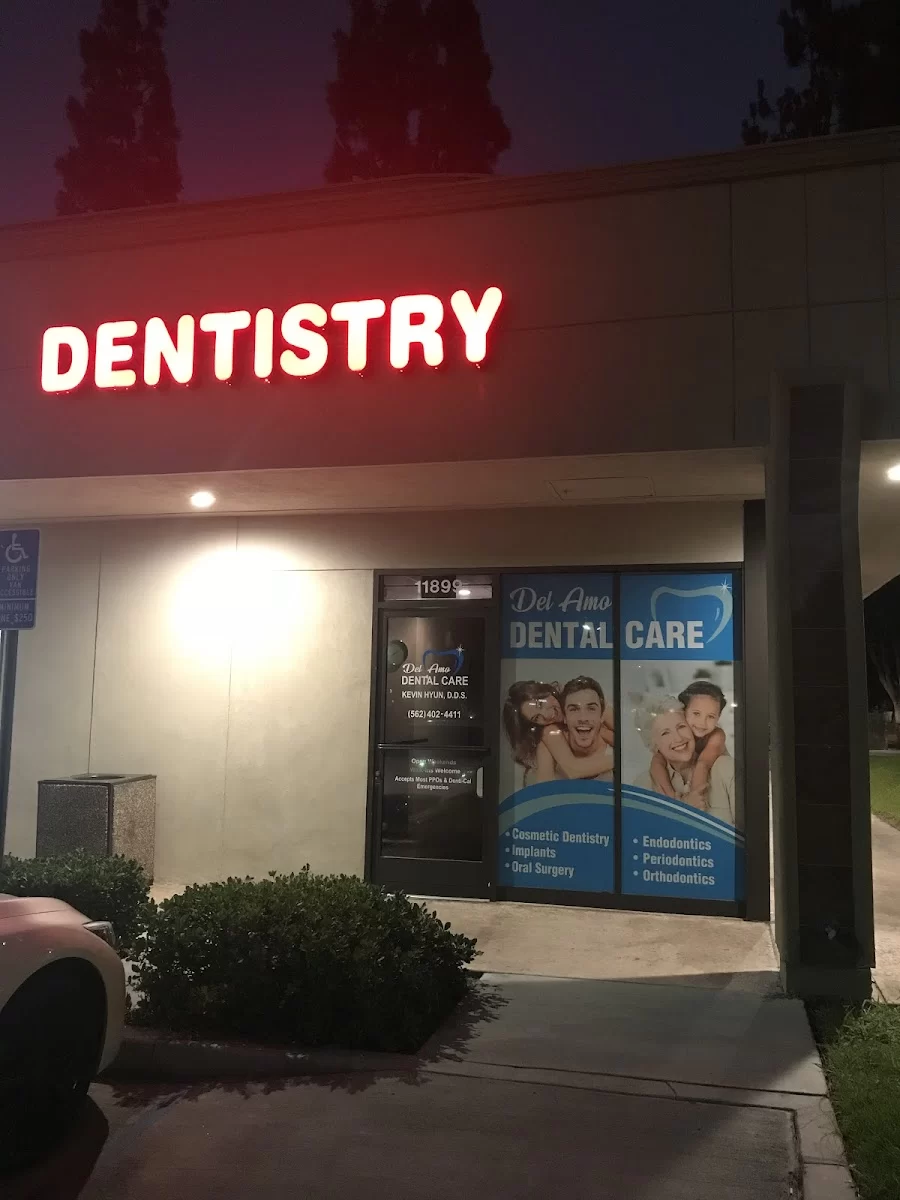 Del Amo Dental Care Picture 6