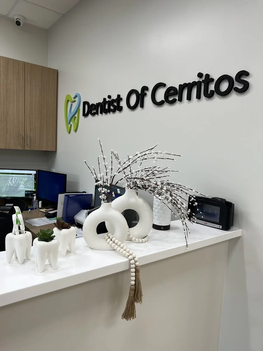 Dentist of Cerritos Picture 10