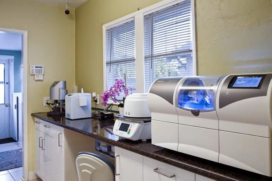 Yerevan Karagyozyan D.D.S. - Dentist in Fullerton Picture 3
