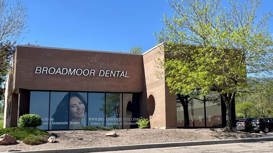 Broadmoor Dental Picture 6