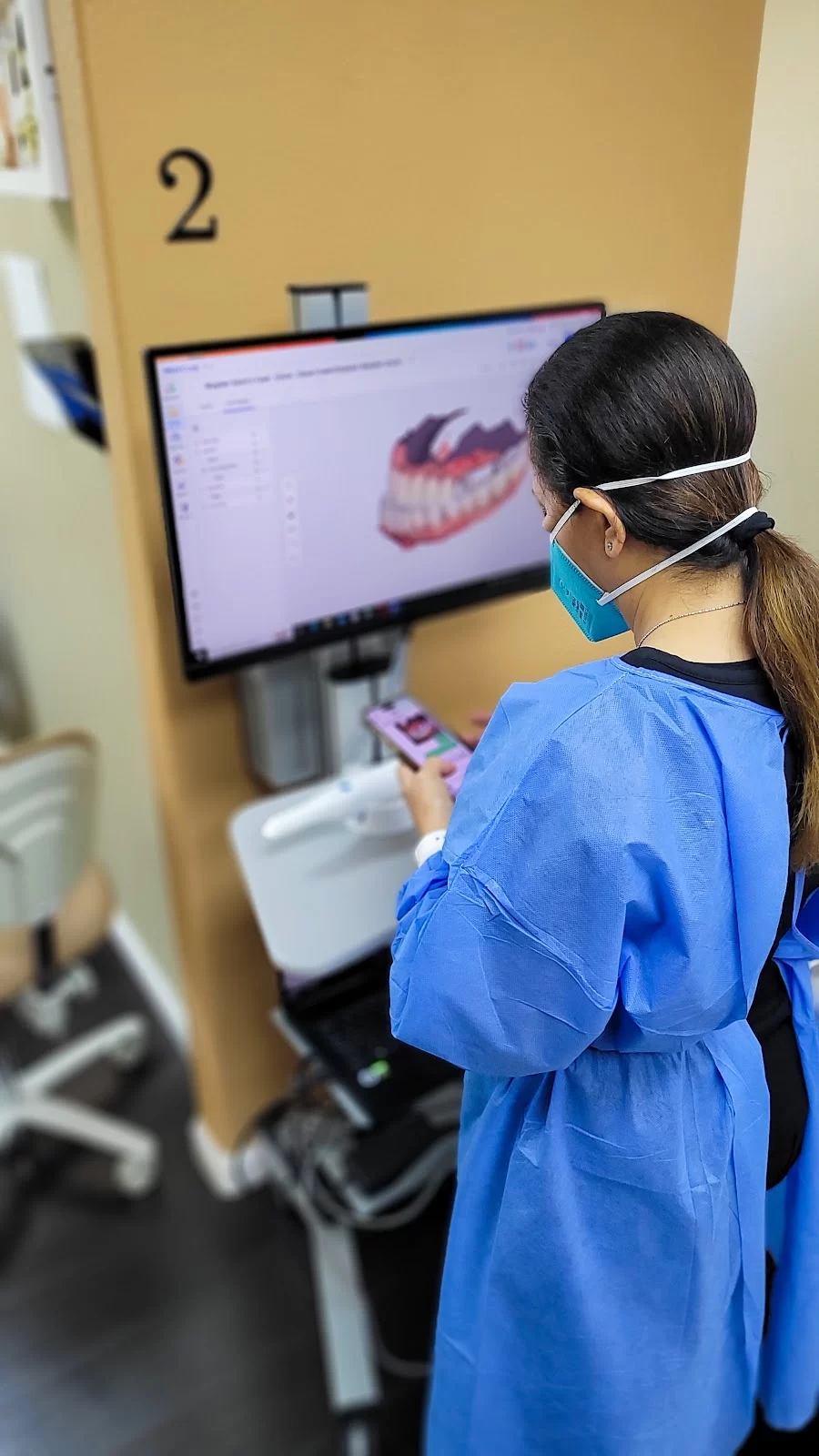 DR. URRUTIA DDS FAMILY DENTIST & IMPLANT CENTER Picture 7