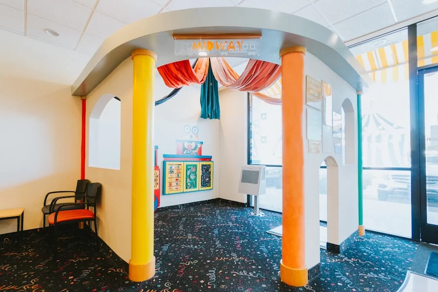 Magicland Children's Dental of Torrance Picture 2