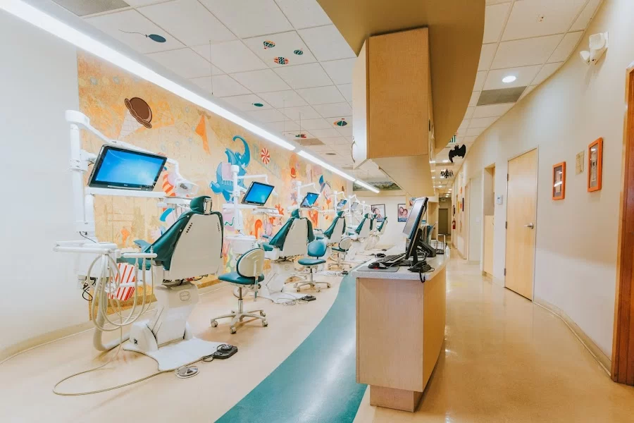 Magicland Children's Dental of Torrance Picture 3