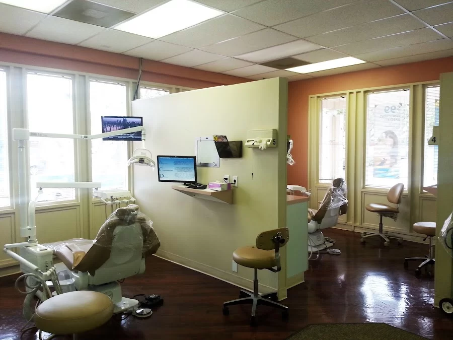 Dental Associates of Torrance Picture 7