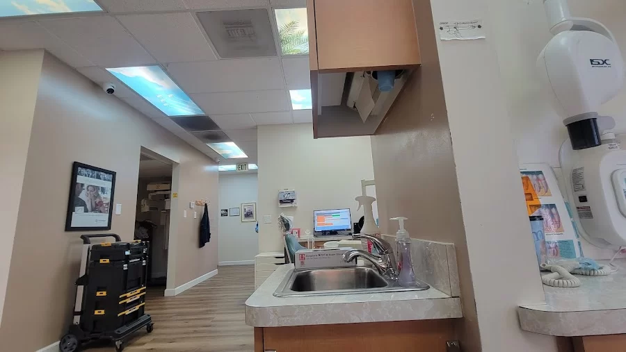 Glendora Healthy Smiles Picture 2