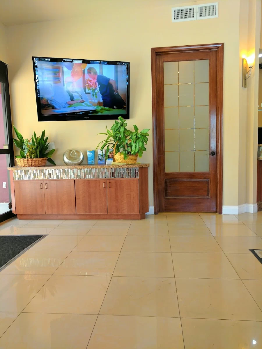 Glendora Dental Center Picture 3