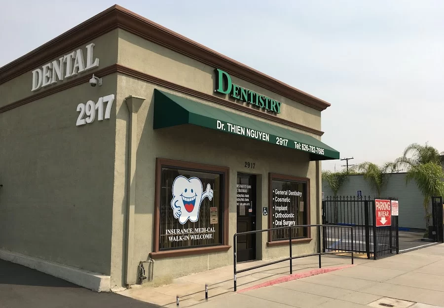 Chinatown Dental Clinic Picture 2