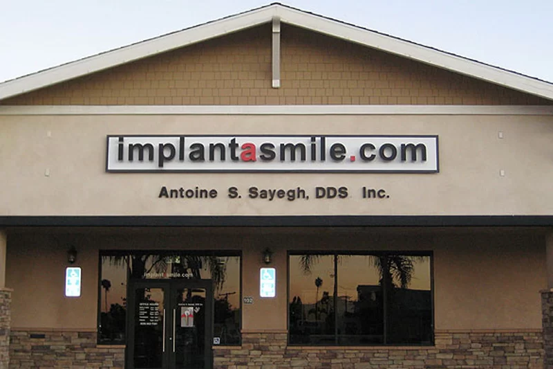implantasmile.com | Antoine S. Sayegh, DDS Picture 4