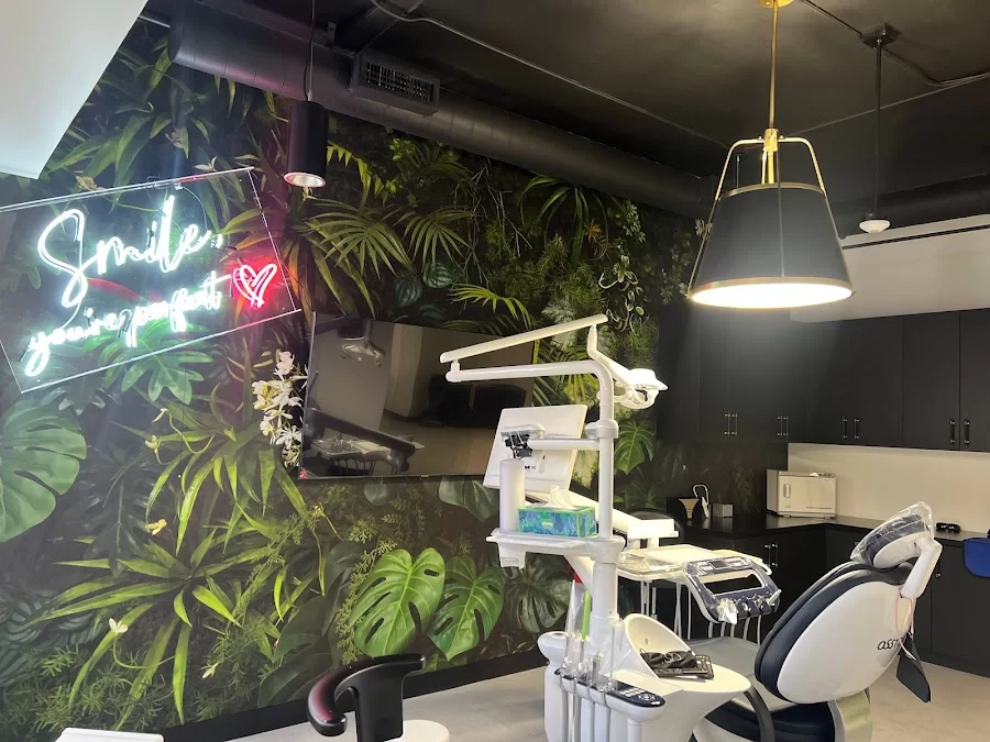 TruGlo Modern Dental Calabasas | Calabasas Dentist Picture 7