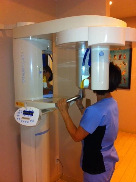 Smile In Style Dental Group of Calabasas Picture 4