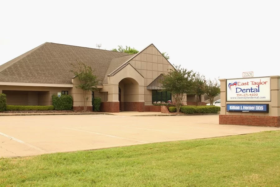East Taylor Dental Associates Picture 4