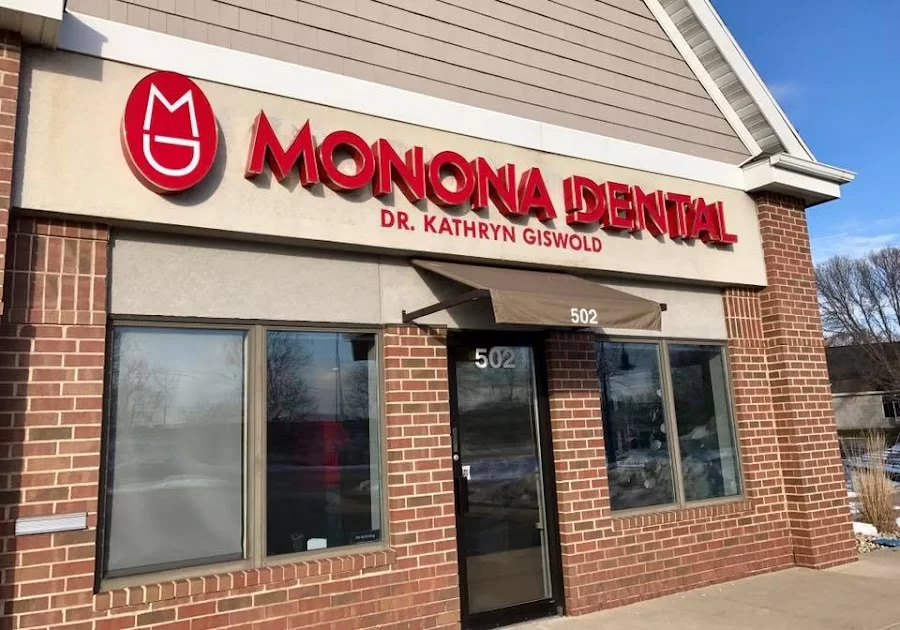 Monona Dental Picture 1