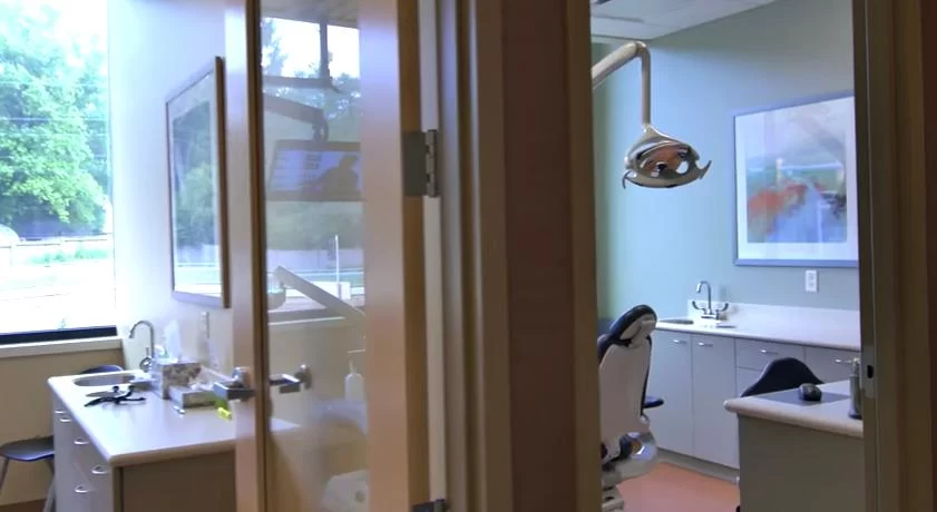 Associated Dentists Picture 9