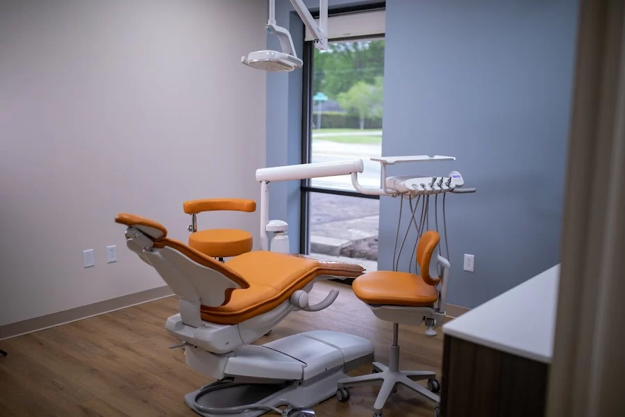 Revive Dental and Implant Center Picture 6