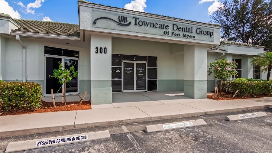 Towncare Dental of Fort Myers Picture 6