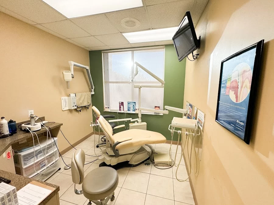 Towncare Dental of Fort Myers Picture 9