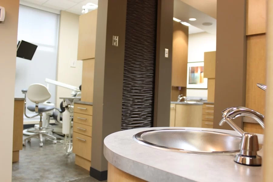 Simply Dental Picture 1