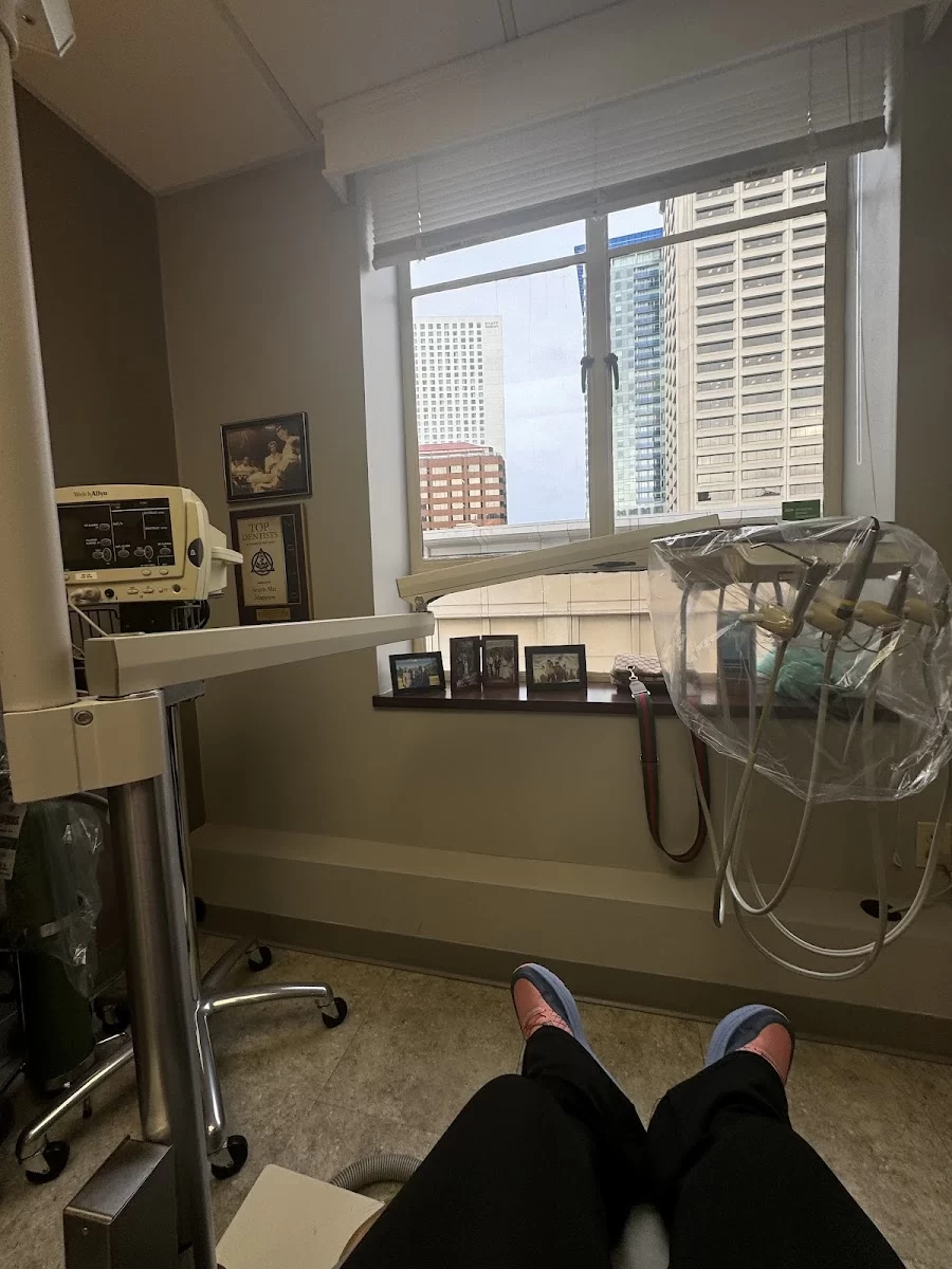 Aesthetic Dental Associates Picture 3
