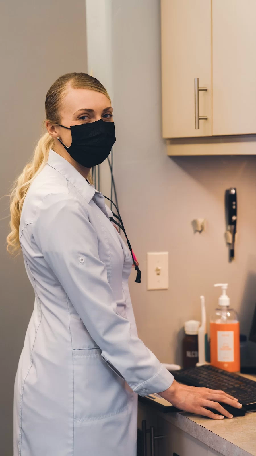 Dr. Jerry F. Maymi & Associates Picture 7