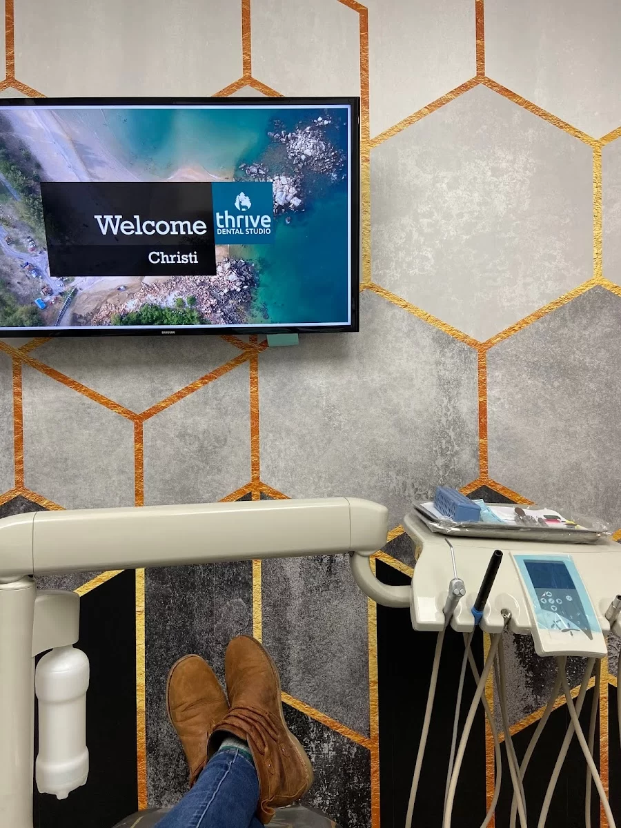 Thrive Dental Studio Picture 10