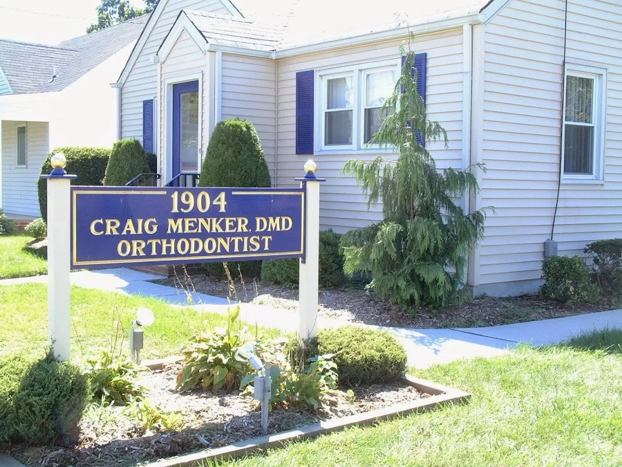 Craig L Menker, DMD Picture 3