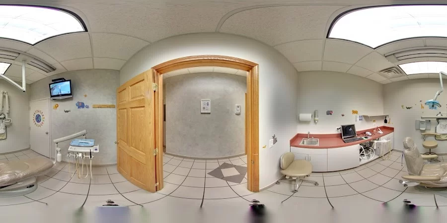 1st Family Dental-Little Village Picture 1