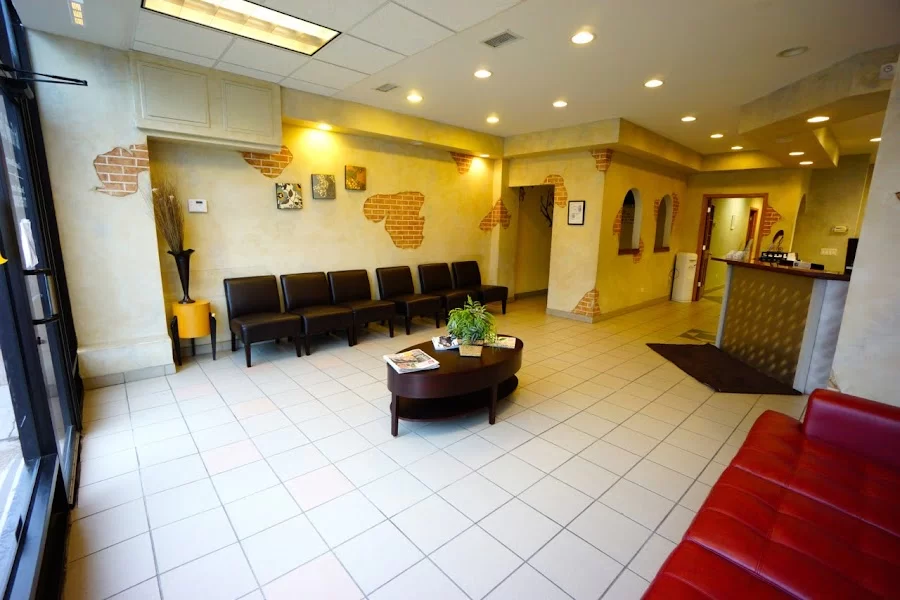 1st Family Dental-Little Village Picture 7