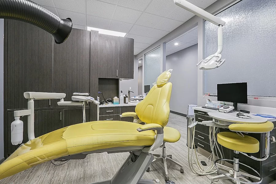 Hyde Park Smile Studio Picture 8