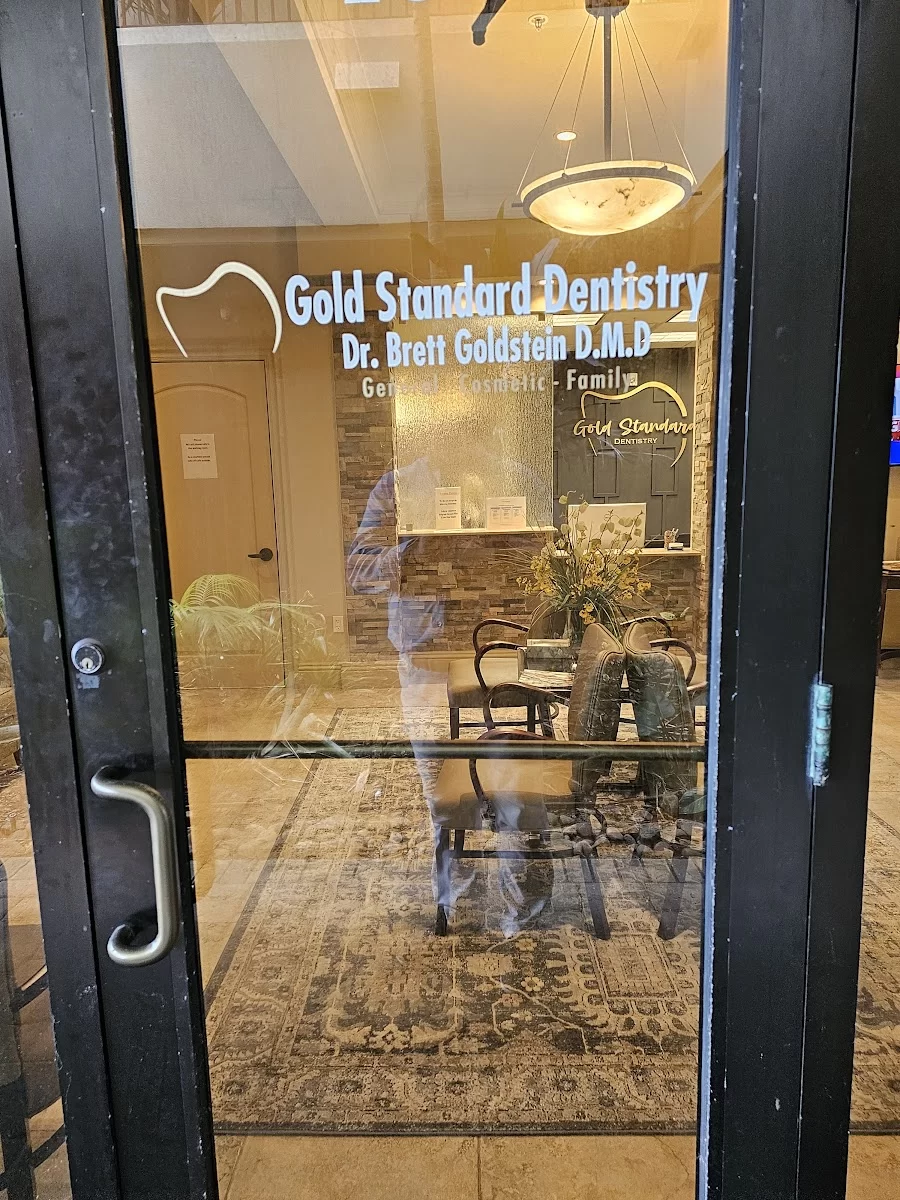 Gold Standard Dentistry: Dr. Goldstein Picture 10