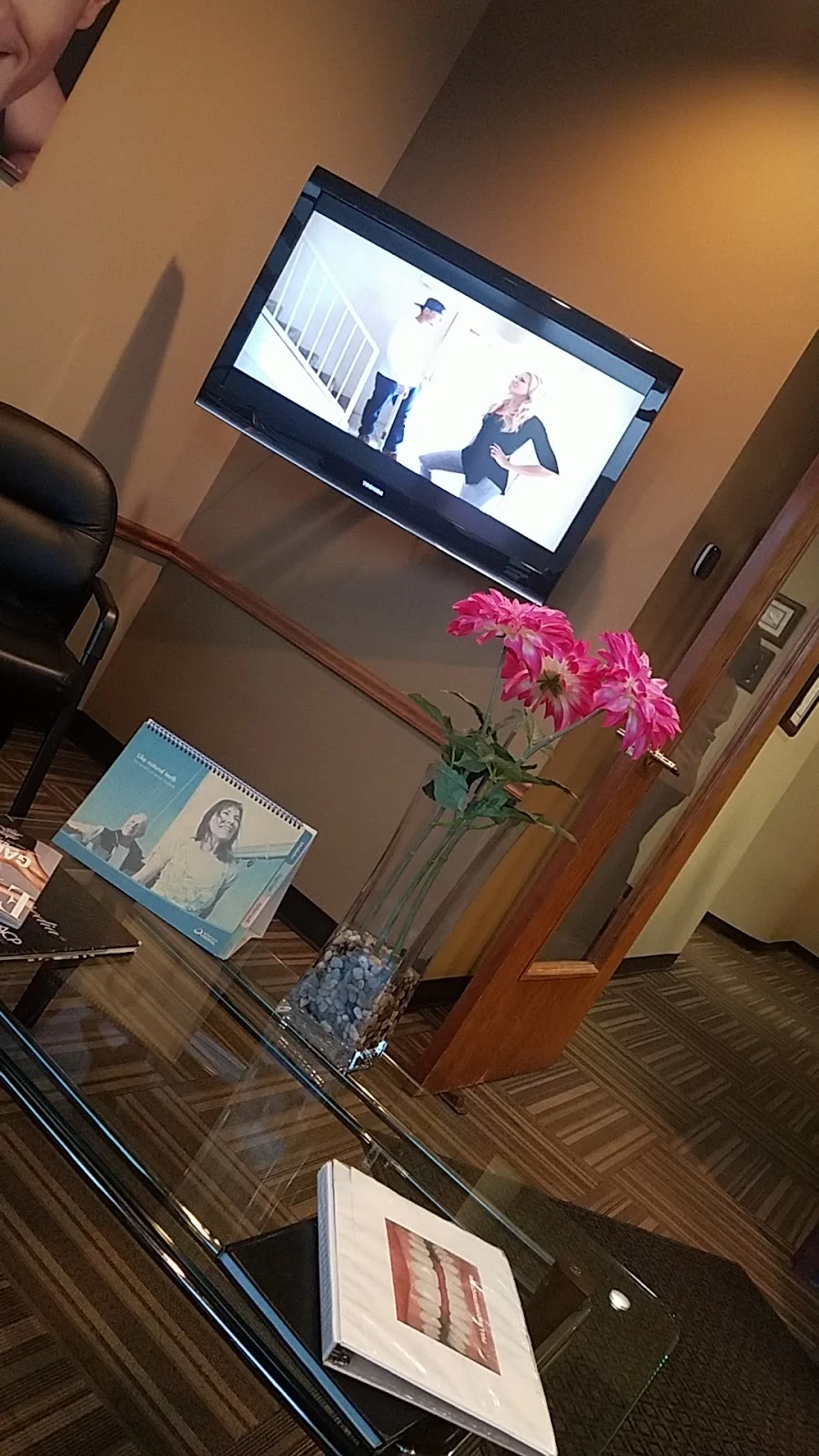 Chicago Dental Solutions @ Midway Square Dental Center Picture 7
