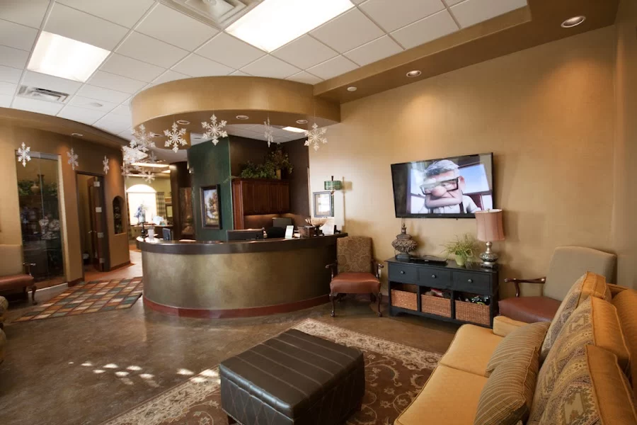 Glen C. Bills Family Orthodontic Specialist- Glen C. Bills, DMD Picture 4