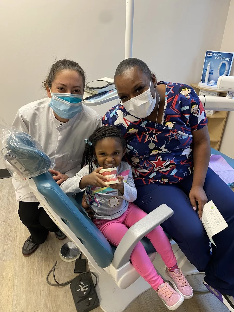 25 East Dental Picture 9