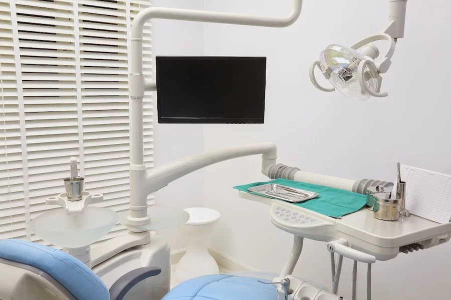 Absolute Dental - Aliante Picture 1