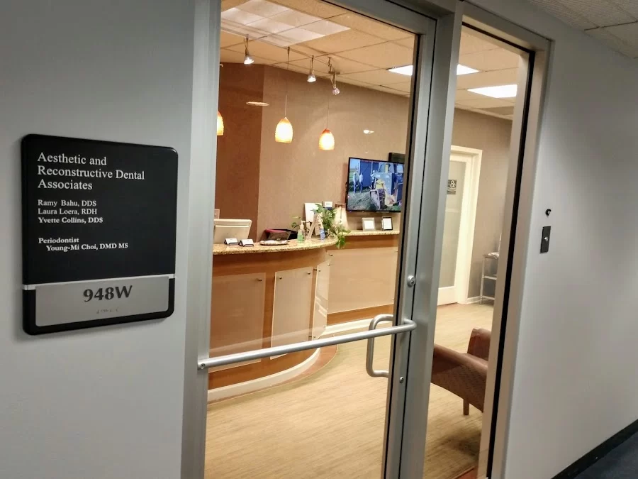 Aesthetic & Reconstructive Dental Associates Picture 3