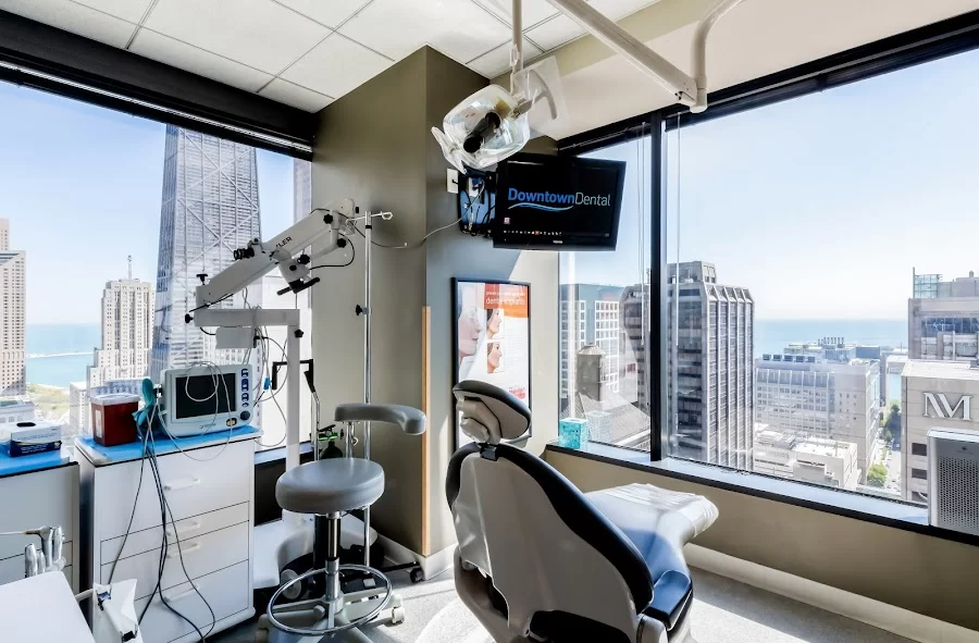 Downtown Dental River North Picture 4