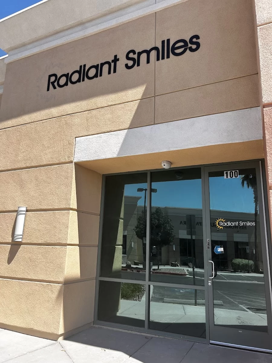 Radiant Smiles VI Picture 5