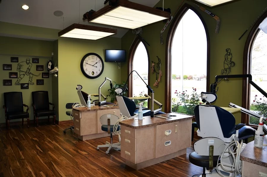 Mooso Orthodontics Picture 8