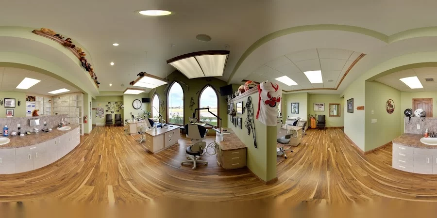 Mooso Orthodontics Picture 7