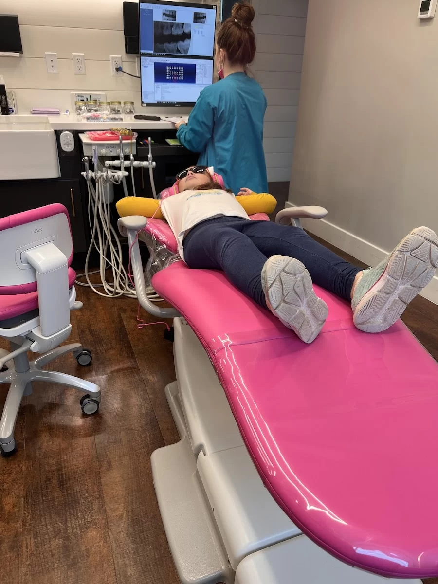 Light Pediatric Dentistry Picture 8