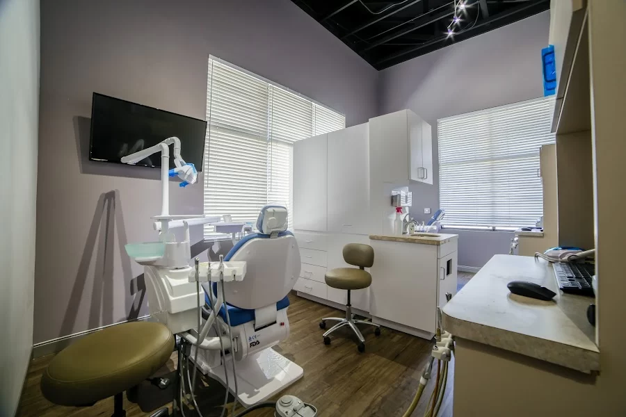 Absolute Dental - Simmons Picture 3